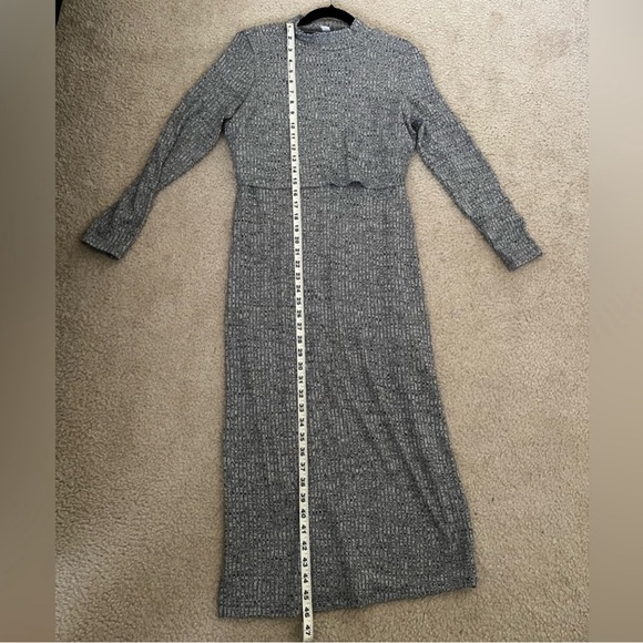 Old Navy Heathered grey nursing sweater dress - Picture 9 of 9